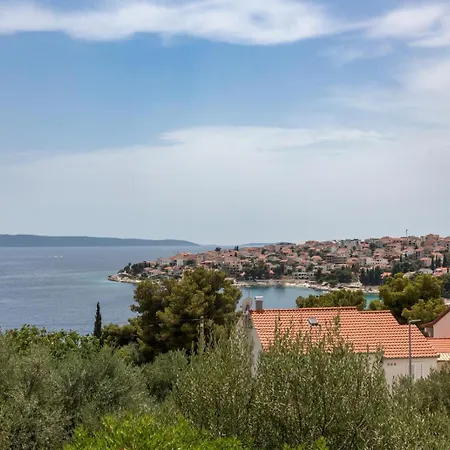Adriatic Place *